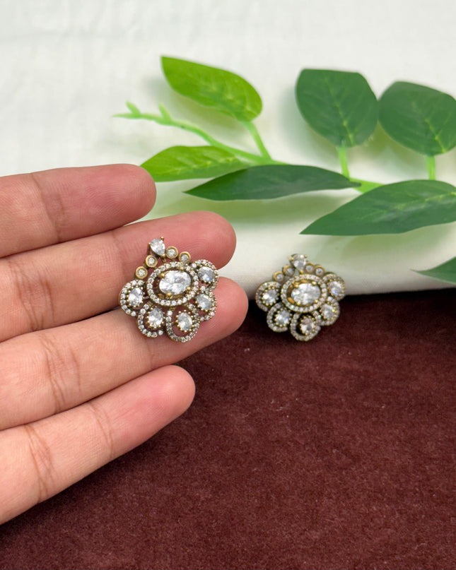 Antique Earrings 108414