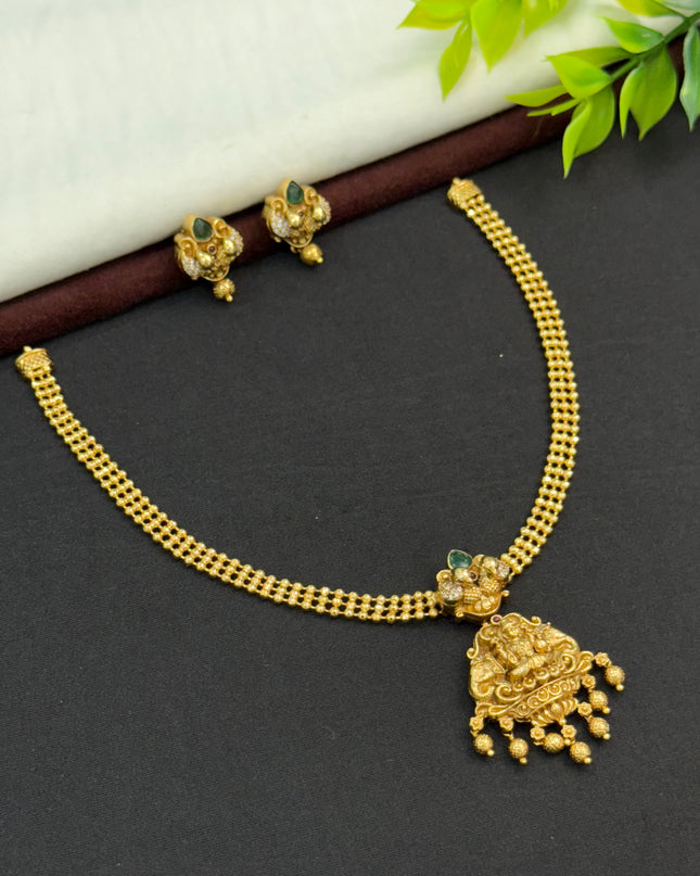 Antique Neck Set 108432