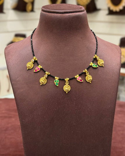 Kundan Black Beads 108606