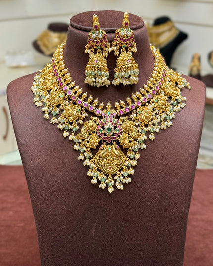 Antique Neck Set 108609
