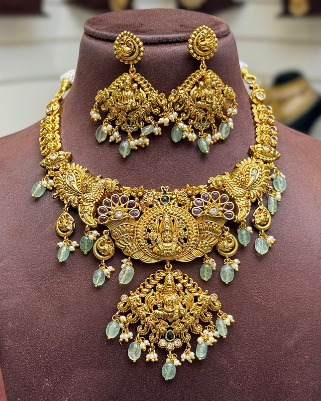 Antique Neck Set 108635