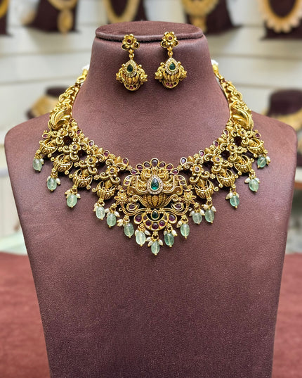 Antique Neck Set 108636