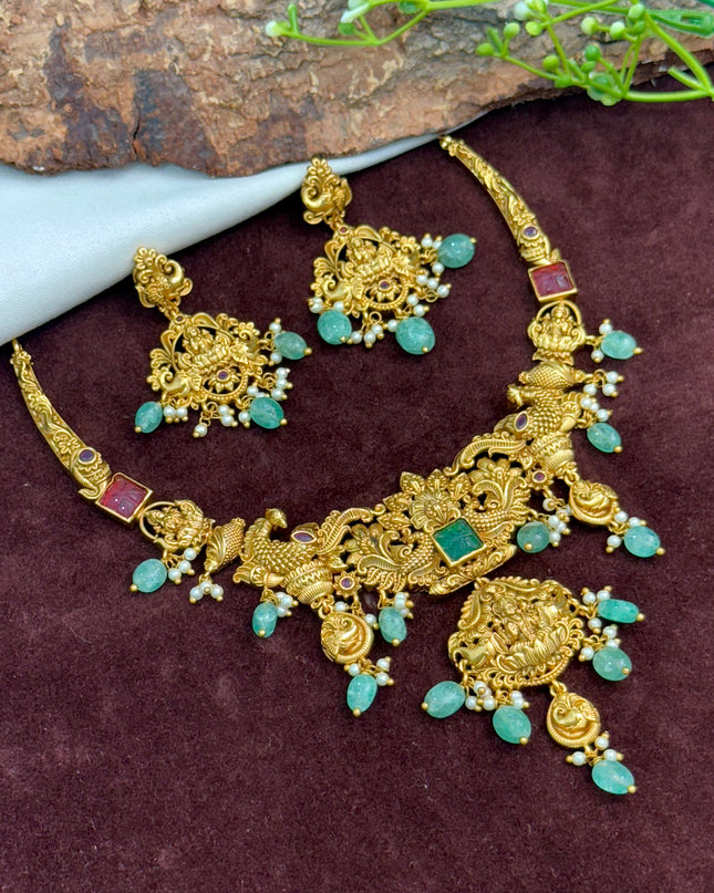 Antique Neck Set 108638