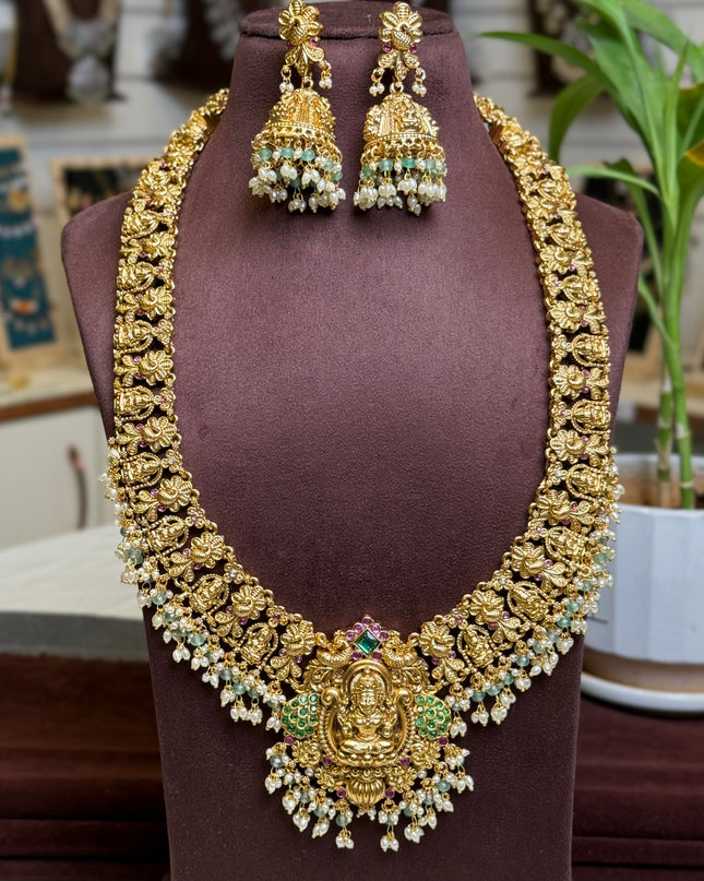 Antique Neck Set 108656