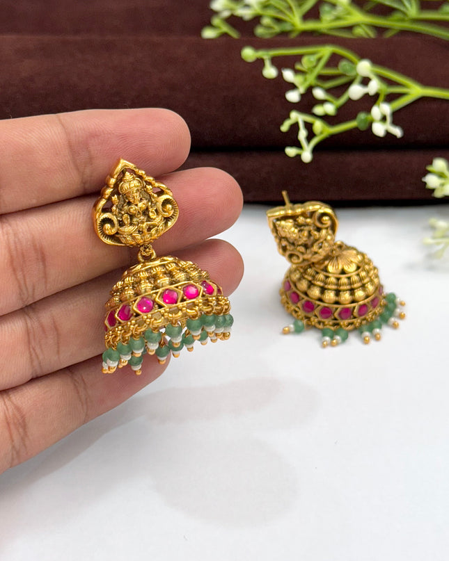Antique Earrings 108662