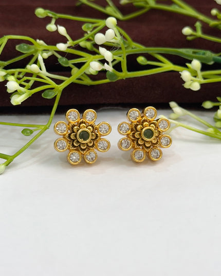 Antique Studs 108664