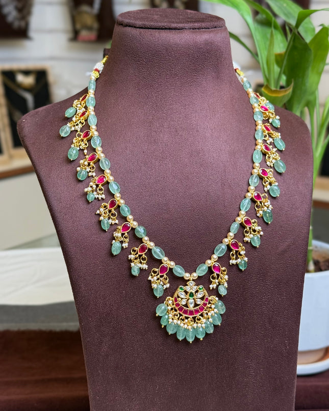 Kundan Neck Set 108675