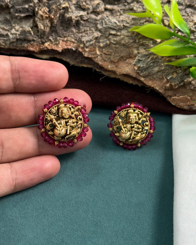 Antique Studs 108736
