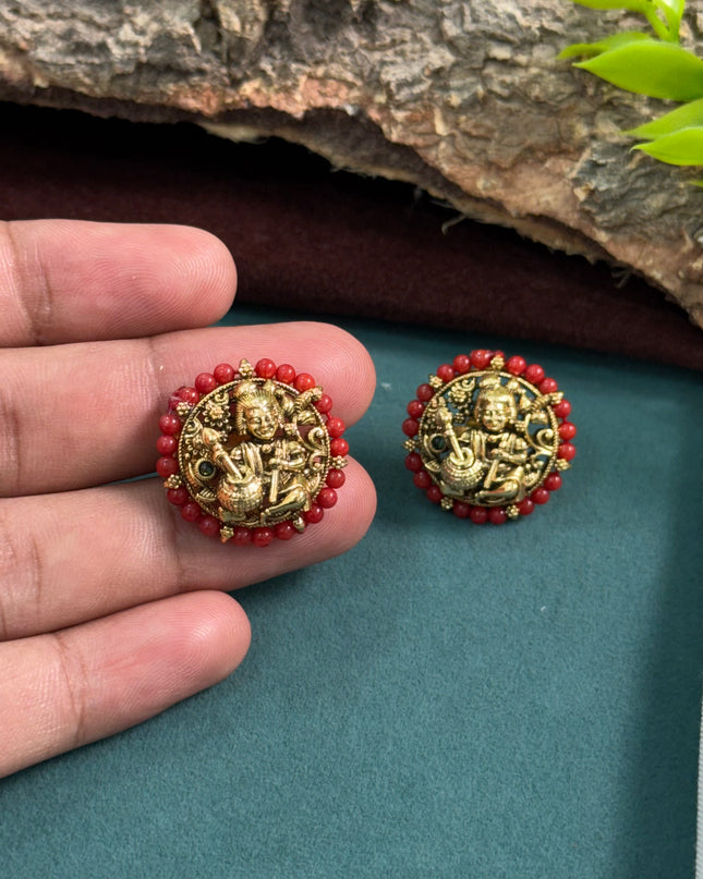 Antique Studs 108736