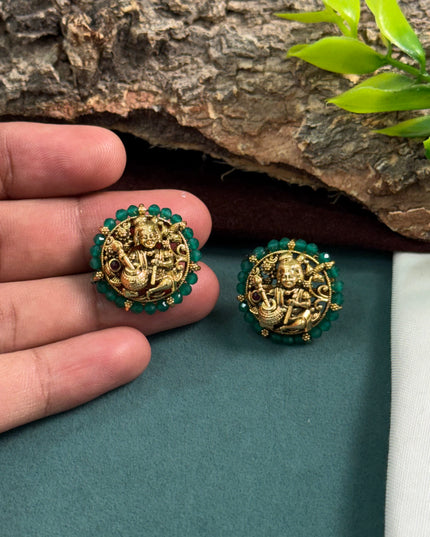 Antique Studs 108736