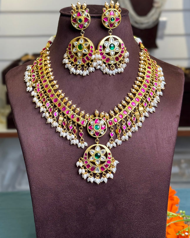 Kundan Neck Set 108741