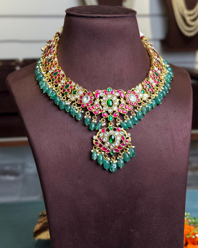 Kundan Neck Set 108744