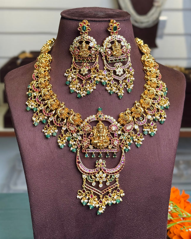 Antique Neck Set 108768