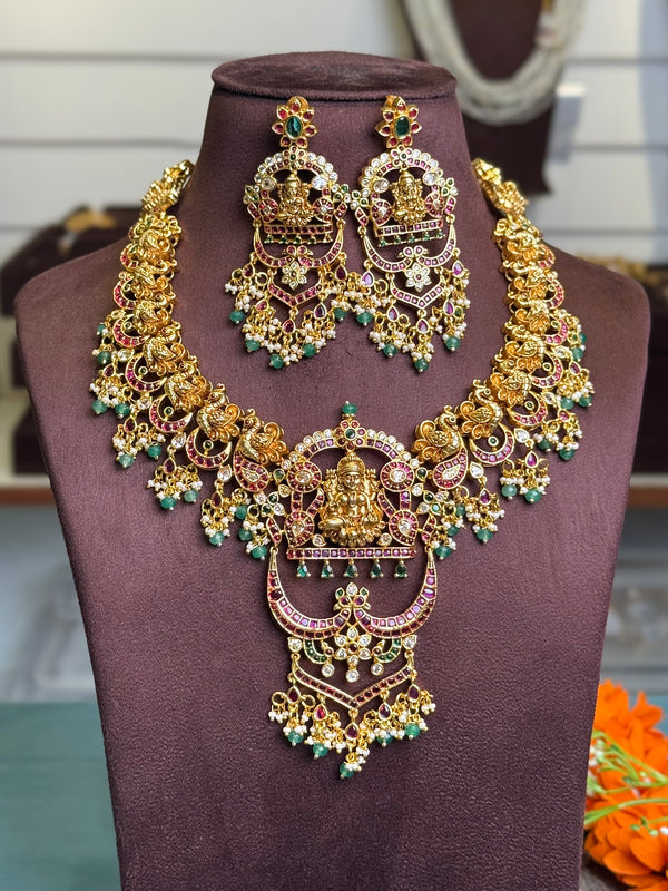 Antique Neck Set 108768