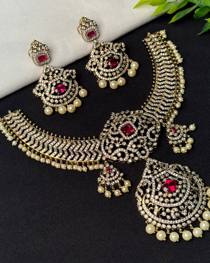 Victorian Neck Set 108776
