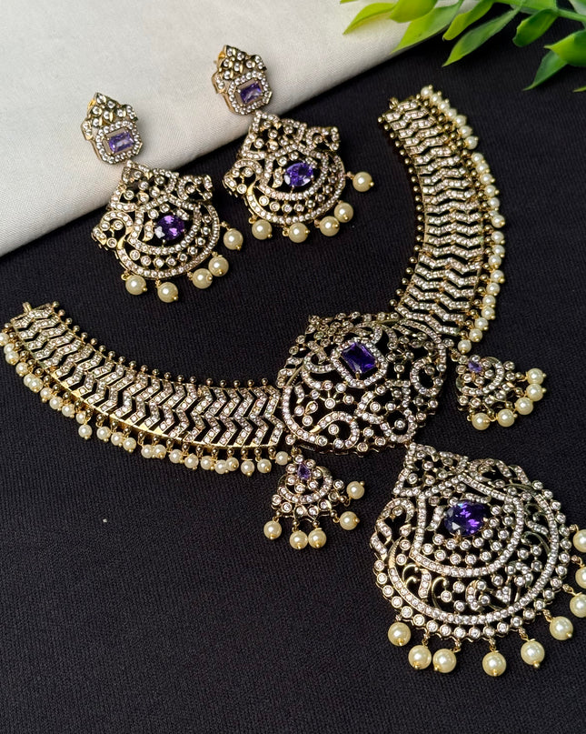 Victorian Neck Set 108776