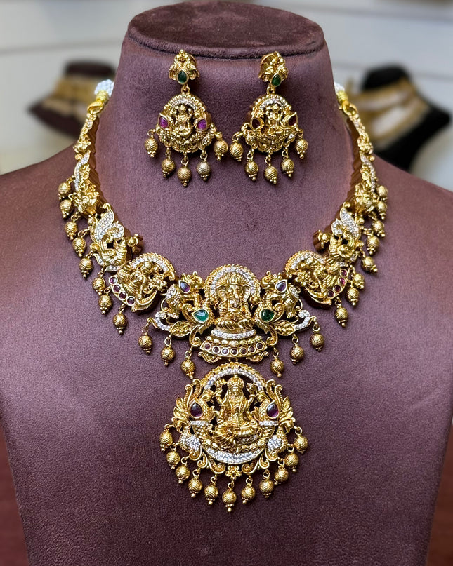Antique Neck Set 108805