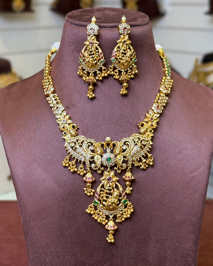 Antique Neck Set 108806