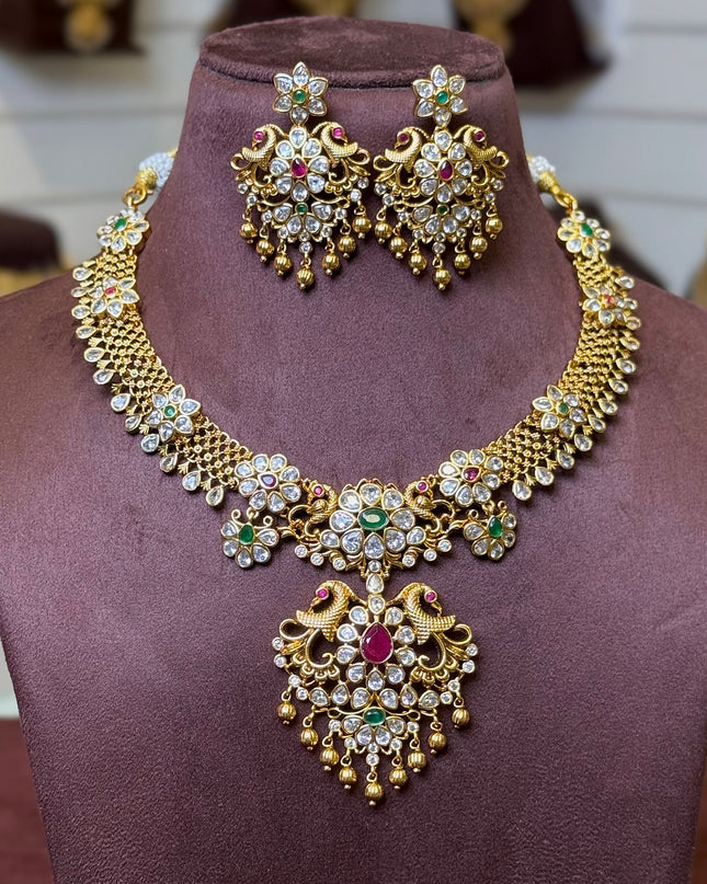 Antique Neck Set 108852