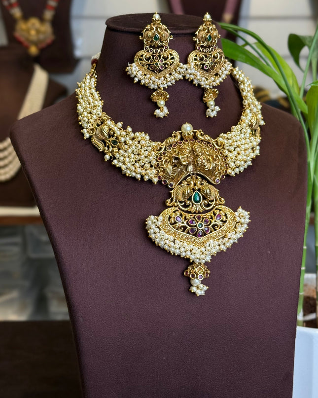 Antique Neck set 108875