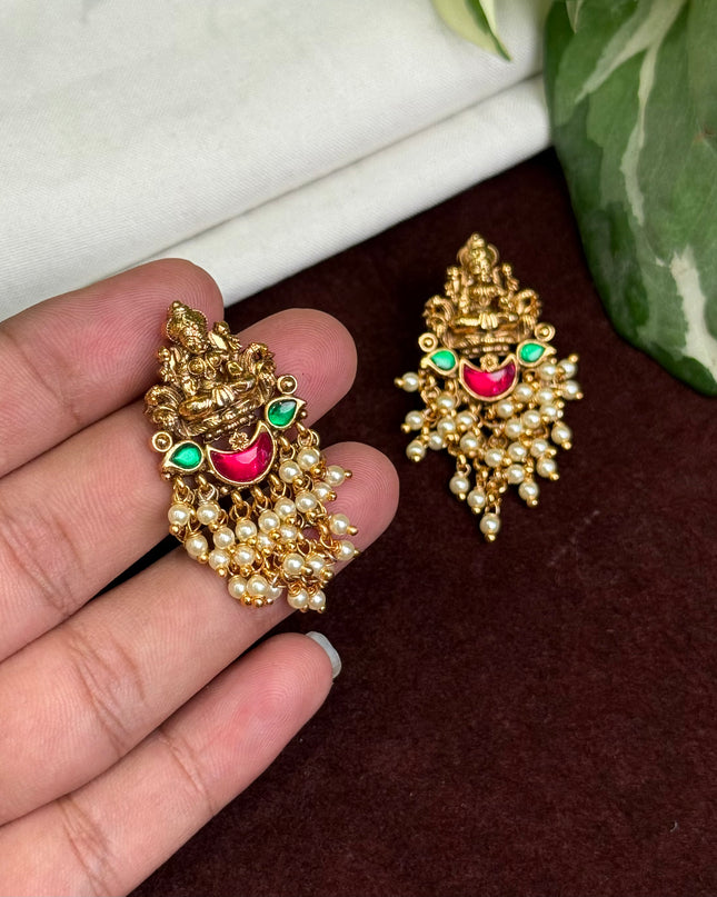Antique Earrings 108876