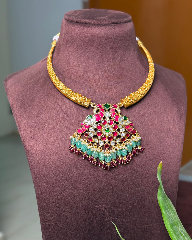 Kundan Neck Set 108951
