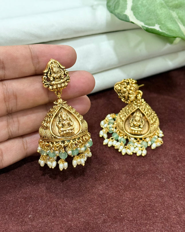 Antique Earrings 109095