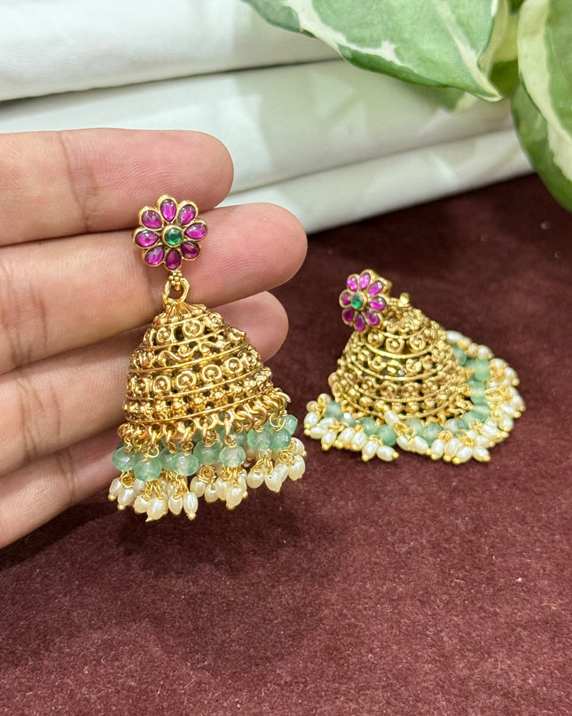 Antique Earrings 109097
