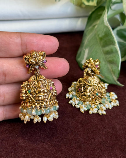 Antique Earrings 109102