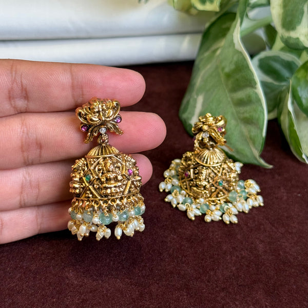 Antique Earrings 109102