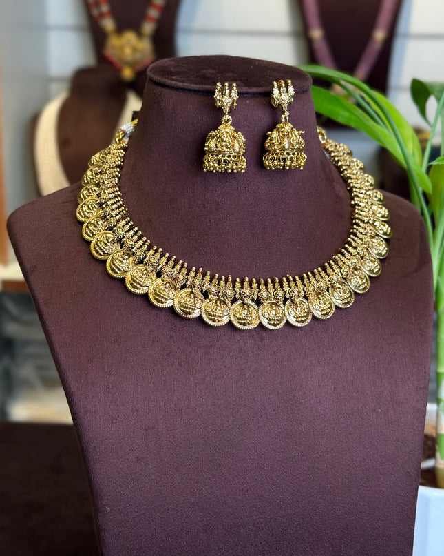 Neck Set 109110