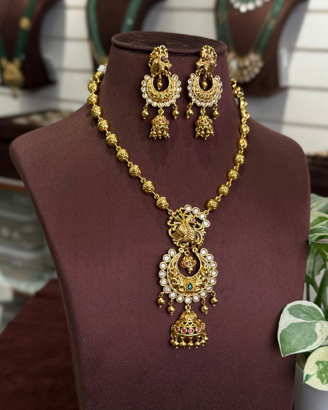 Antique Neck set 109228
