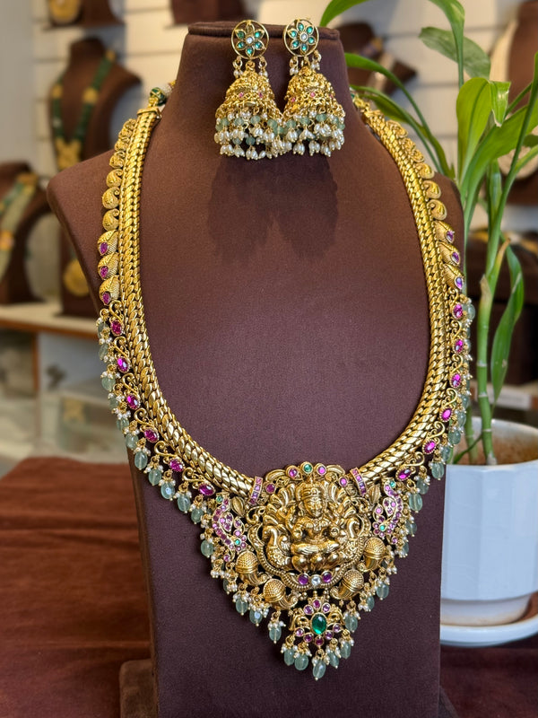Kundan Long Neck set 109423