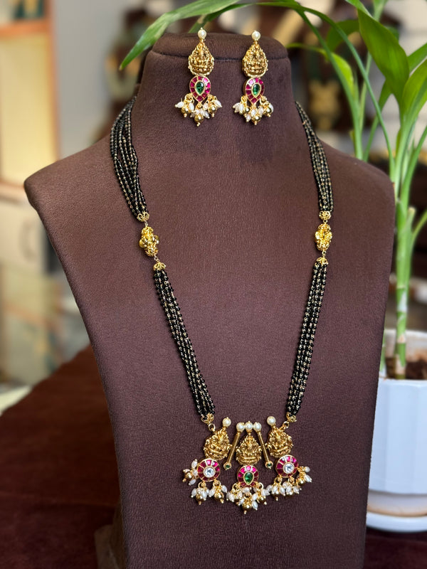 Kundan Black Beats Neck set 109464