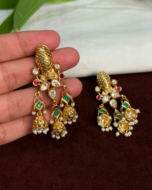 Earrings 109599