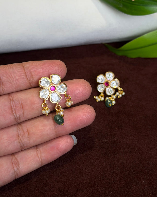 Earrings 109611
