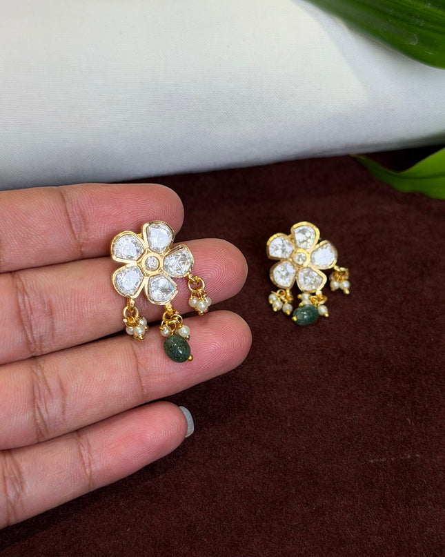 Earrings 109611