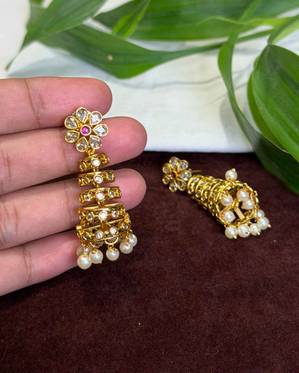 Earrings 109699
