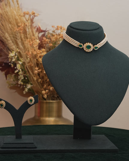 Classic Choker Neck set 109780