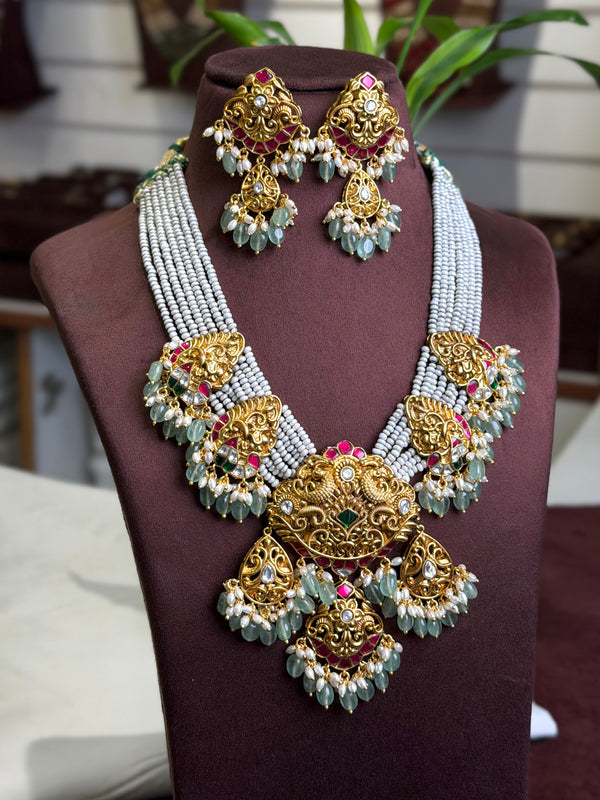 Beads Kundan Neck Set 109889
