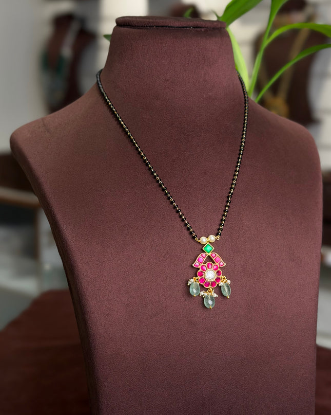 Kundan Black Beads 109899