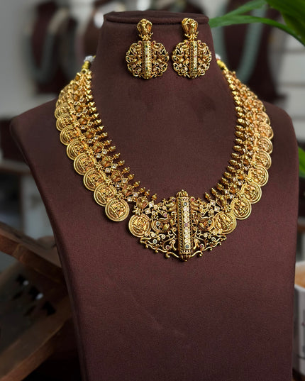 Antique Neck Set 109986