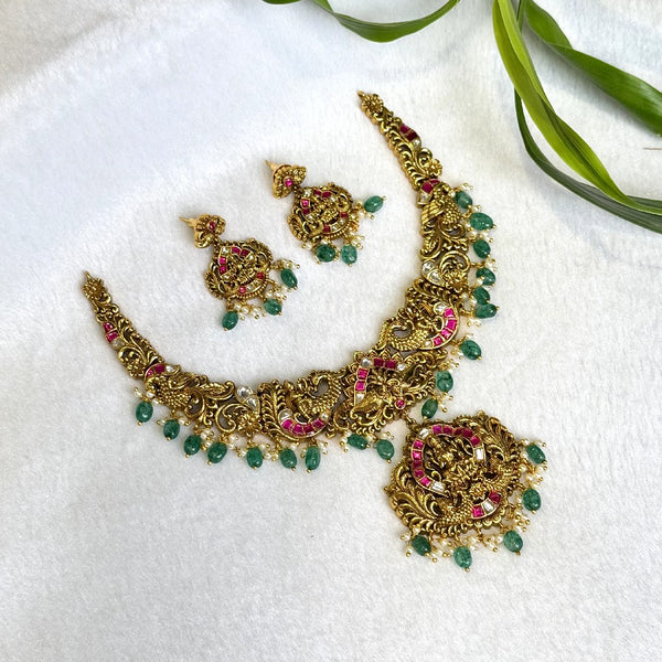 Kundan Neck Set 110019