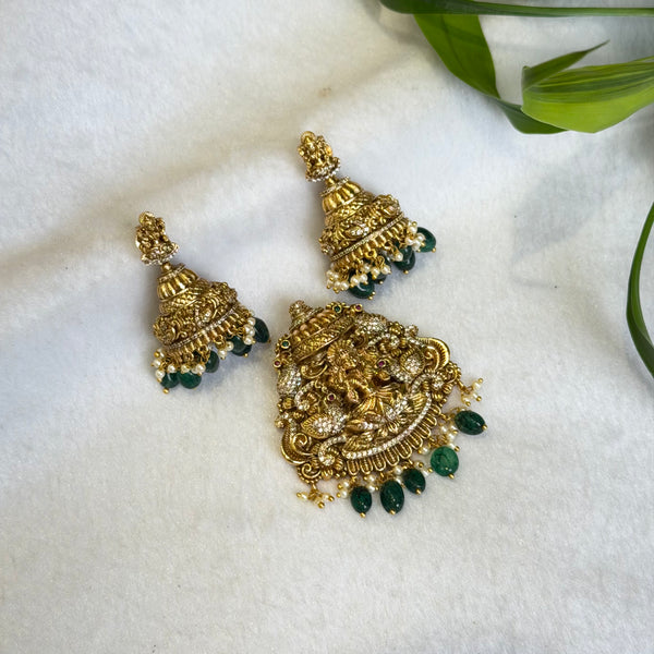 Antique Pendent set 110024