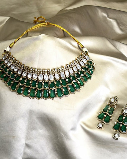 Victorian Neck Set 110062