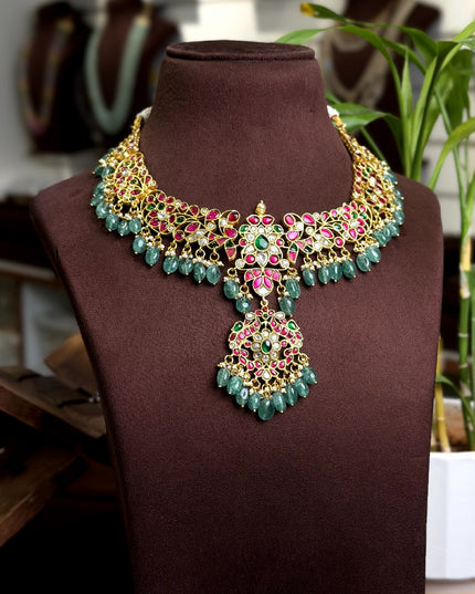 Kundan Neck Set 110075