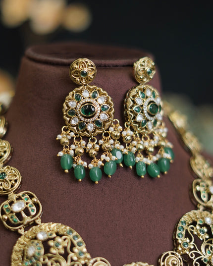 Victorian Neck Set 110398