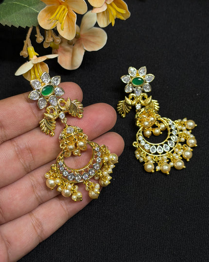 EARRINGS 110616