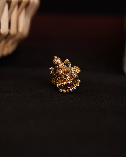 FINGER RING 110821