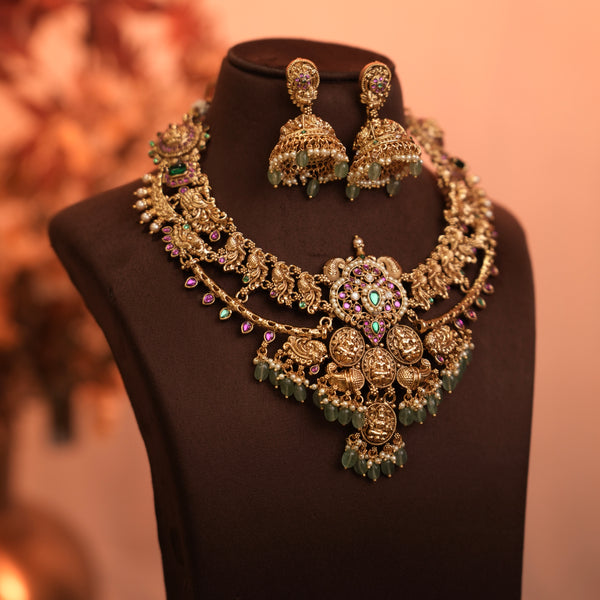 Kundan Neck Set 110831